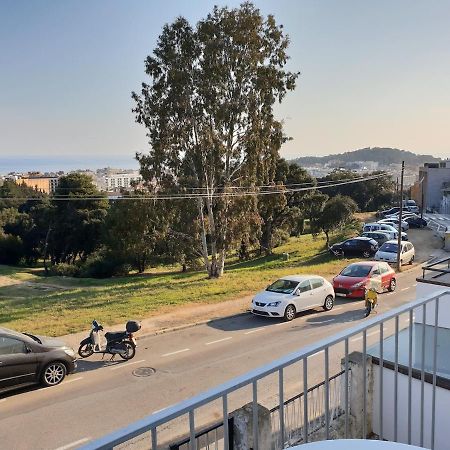 Apartamentos Juan Jose Lloret de Mar Ngoại thất bức ảnh