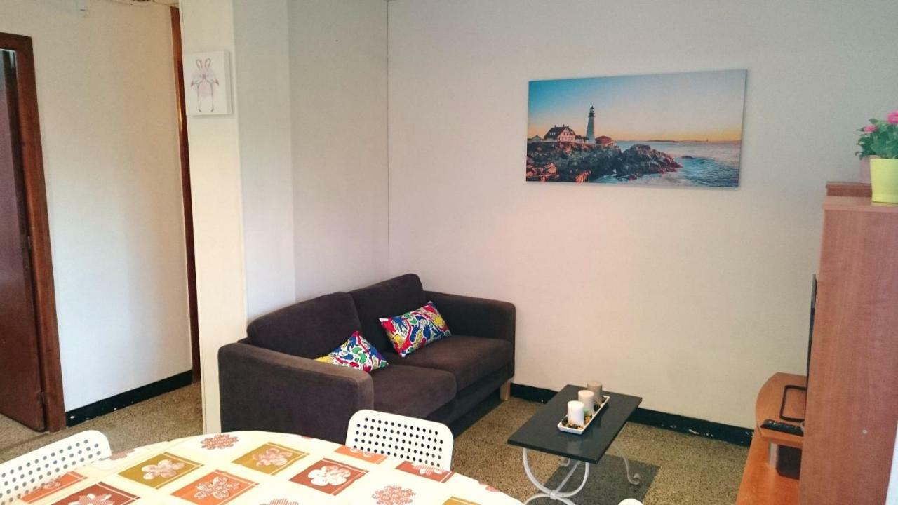 Apartamentos Juan Jose Lloret de Mar Ngoại thất bức ảnh